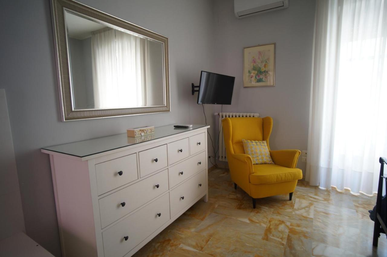 B&B Nonna Misia 살레르노 외부 사진